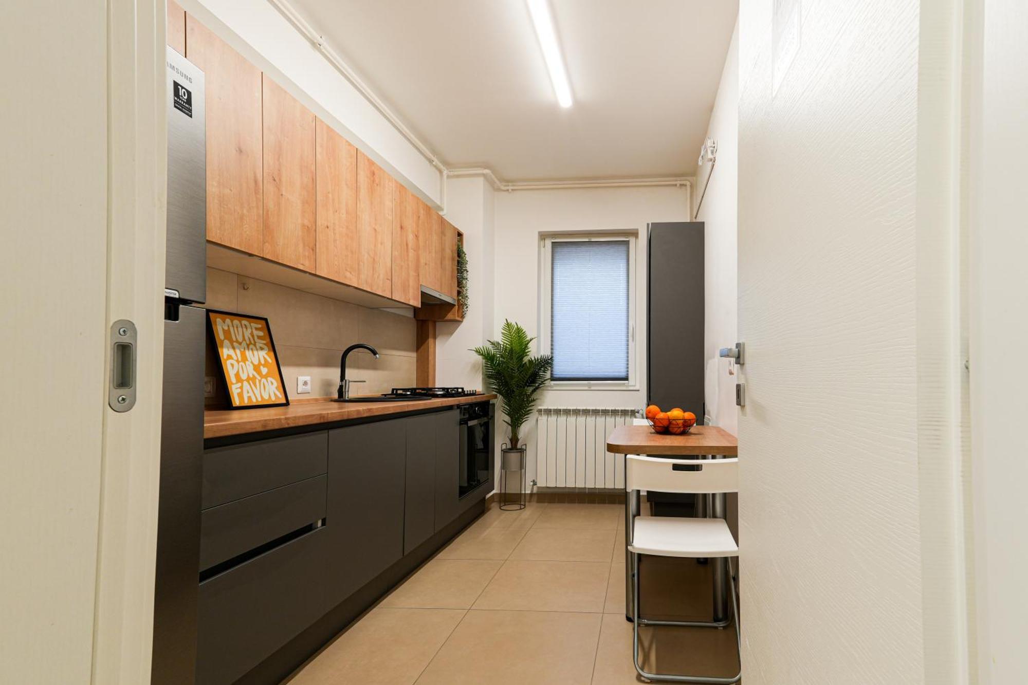 Apartament Alesia - Lovely With Parking Near Veranda Mall Bucureşti